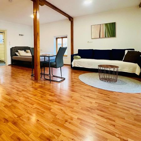 Mainbernheim Altstadt Apartment Mit Terrasse מראה חיצוני תמונה