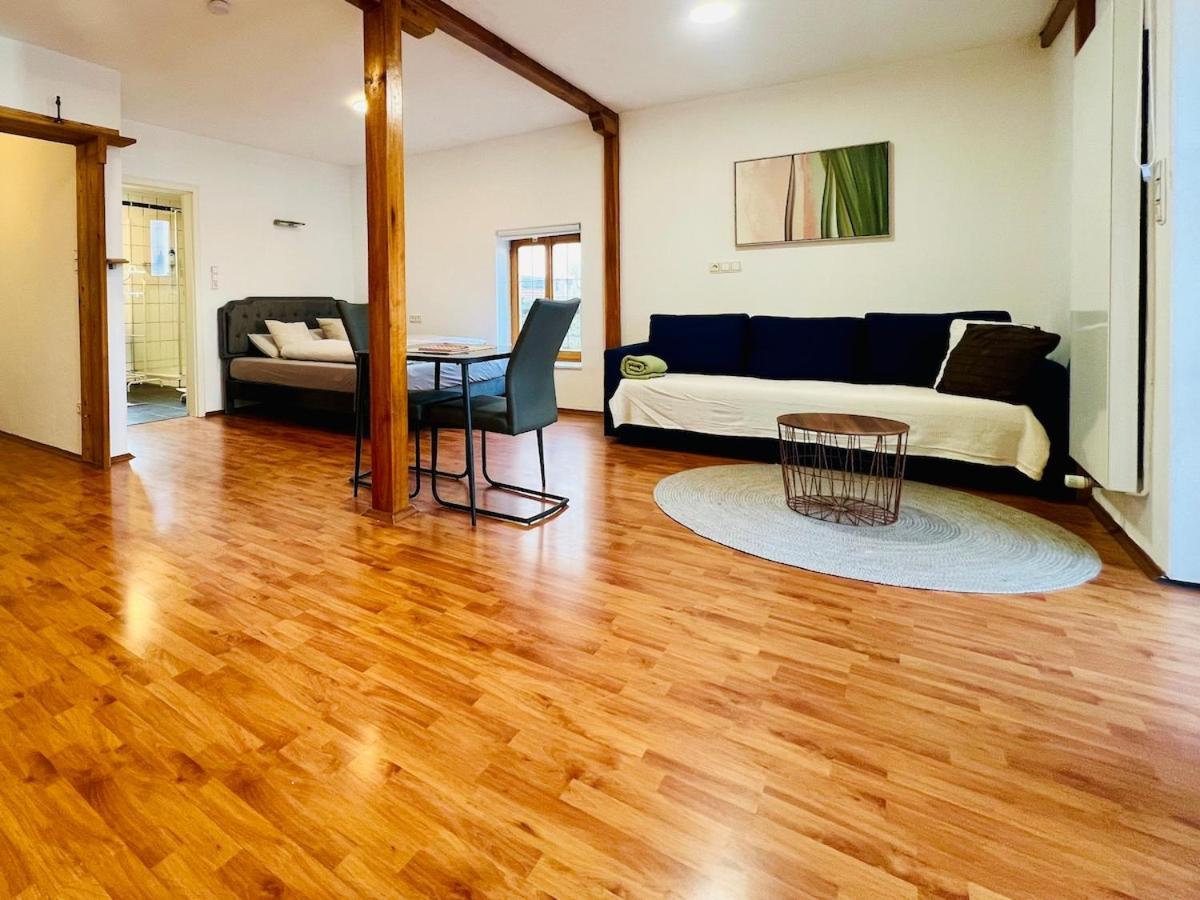 Mainbernheim Altstadt Apartment Mit Terrasse מראה חיצוני תמונה